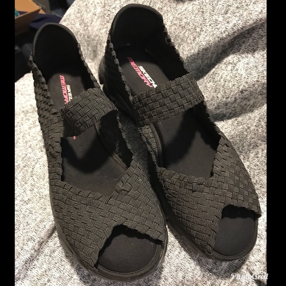 skechers peep toe sandals